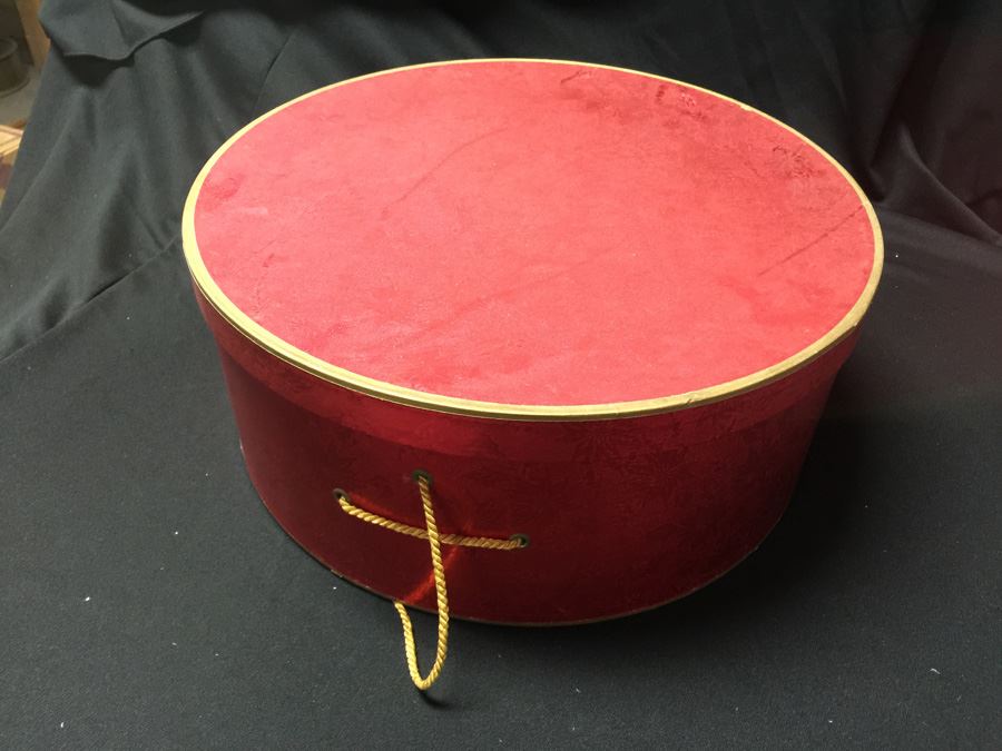 Vintage Whittall & Shon Hat With Box [Photo 1]