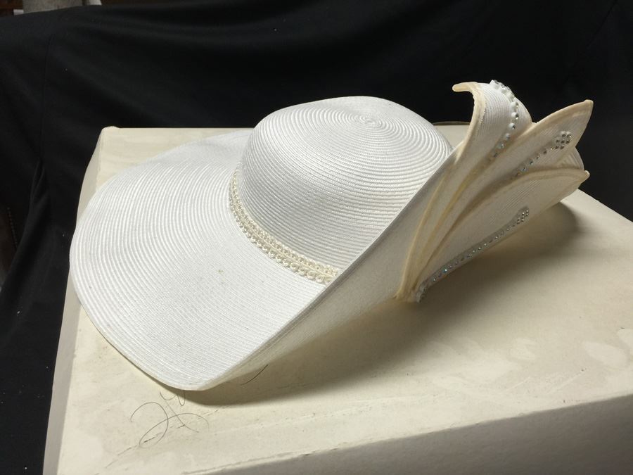 Vintage White Joli Flamingo Hat