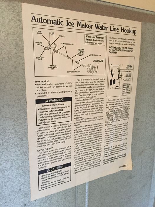 Very Clean Whirlpool Designer Style Fridge Refrigerator White Top Freezer [Photo 5]