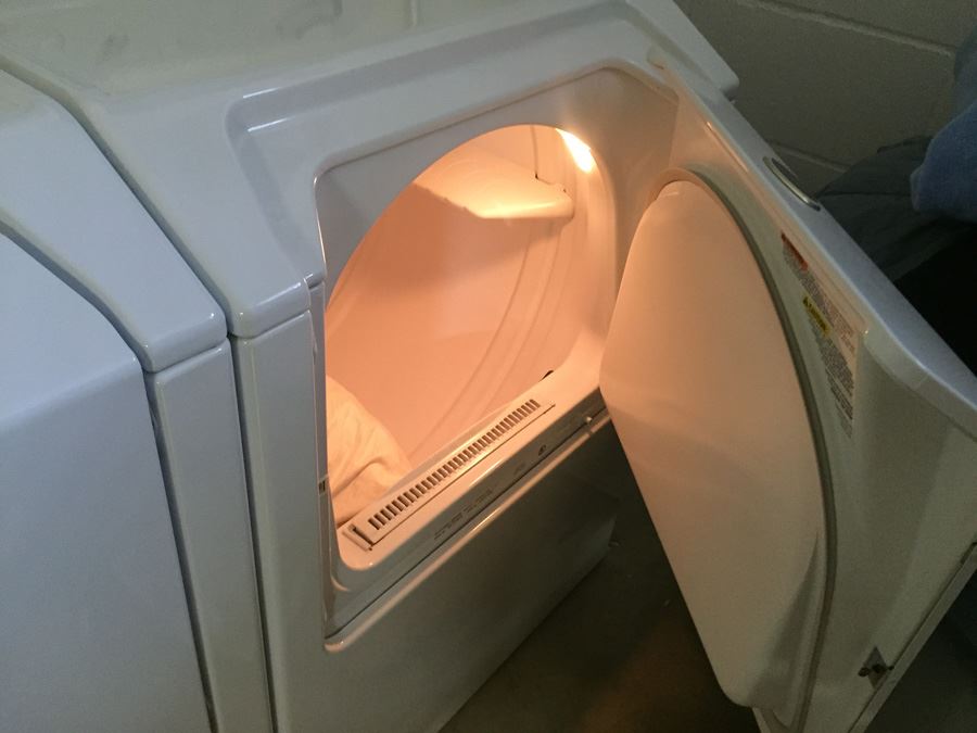 Maytag White Neptune ELECTRIC Dryer Excellent Condition (NOT GAS) [Photo 3]