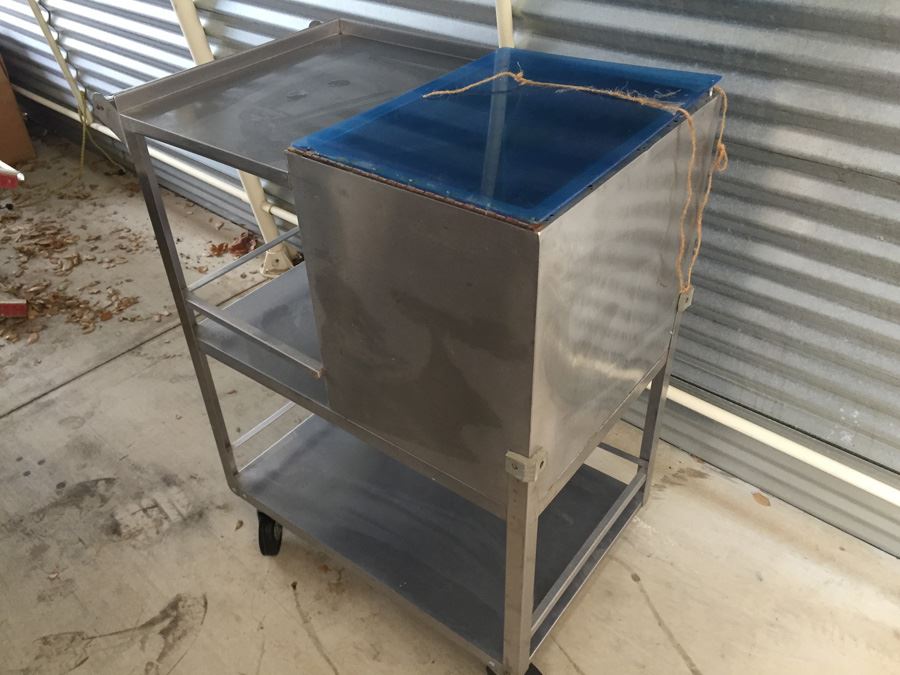 Lakeside 50 lb. Stainless Steel Ice Cart Retails For $1,000 [Photo 4]