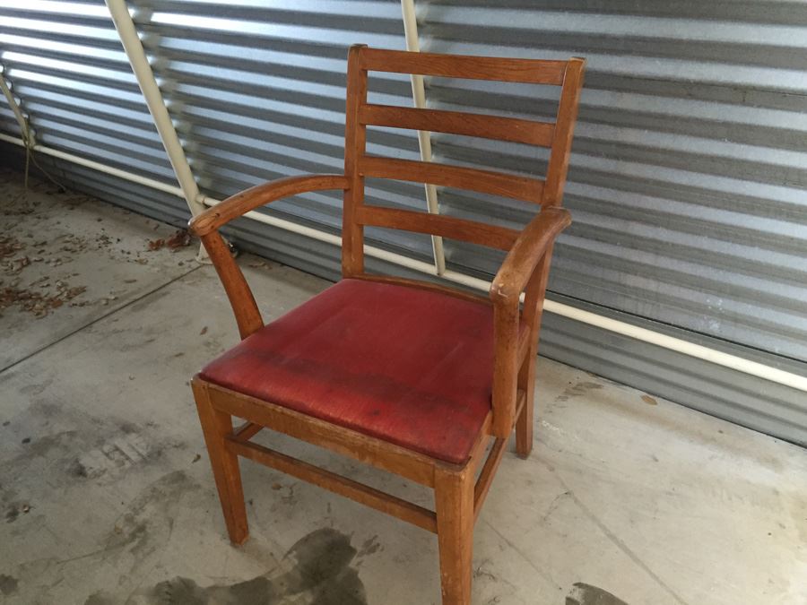 Vintage Wooden Arm Chair [Photo 4]