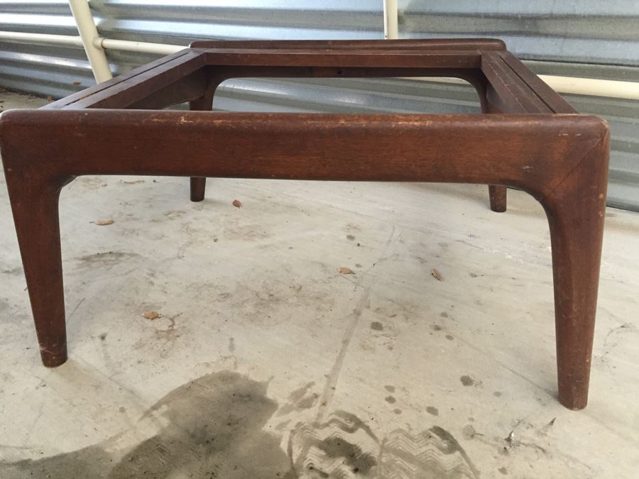 Mid-Century Coffee Side Table Missing Top [Photo 1]