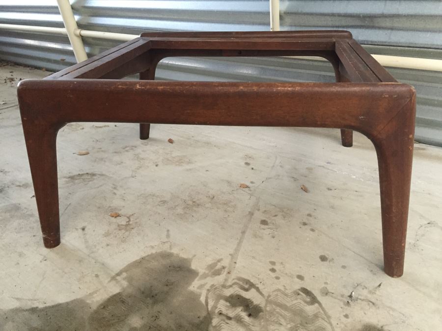 Mid-Century Coffee Side Table Missing Top [Photo 4]