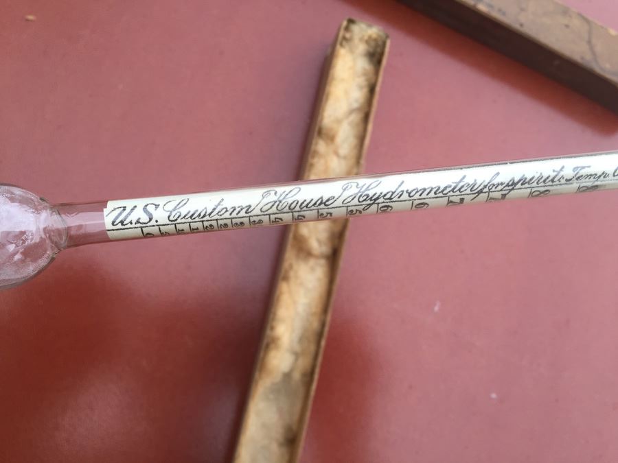 U.S. Custom House Hydrometer With Original Box [Photo 2]