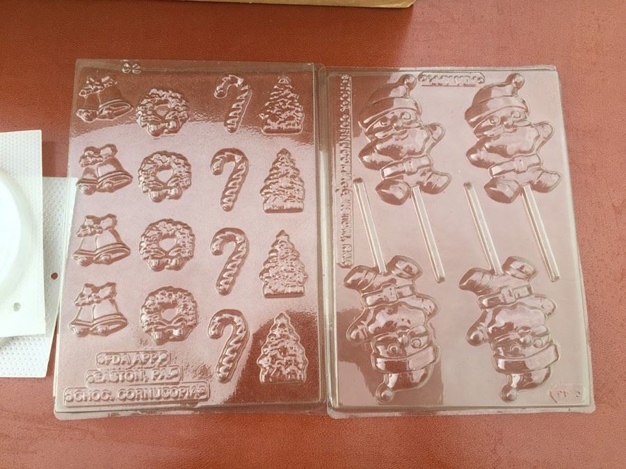 Lot Of Vintage Candy Molds [Photo 9]