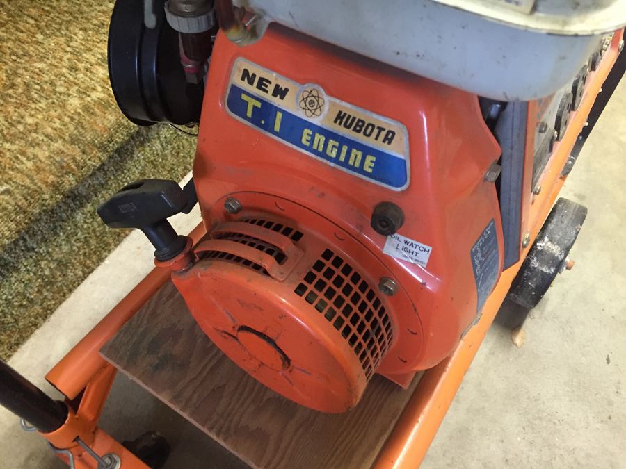 KUBOTA Engine Generator Type A1000-3-120 Japan With Rolling Cart [Photo 4]