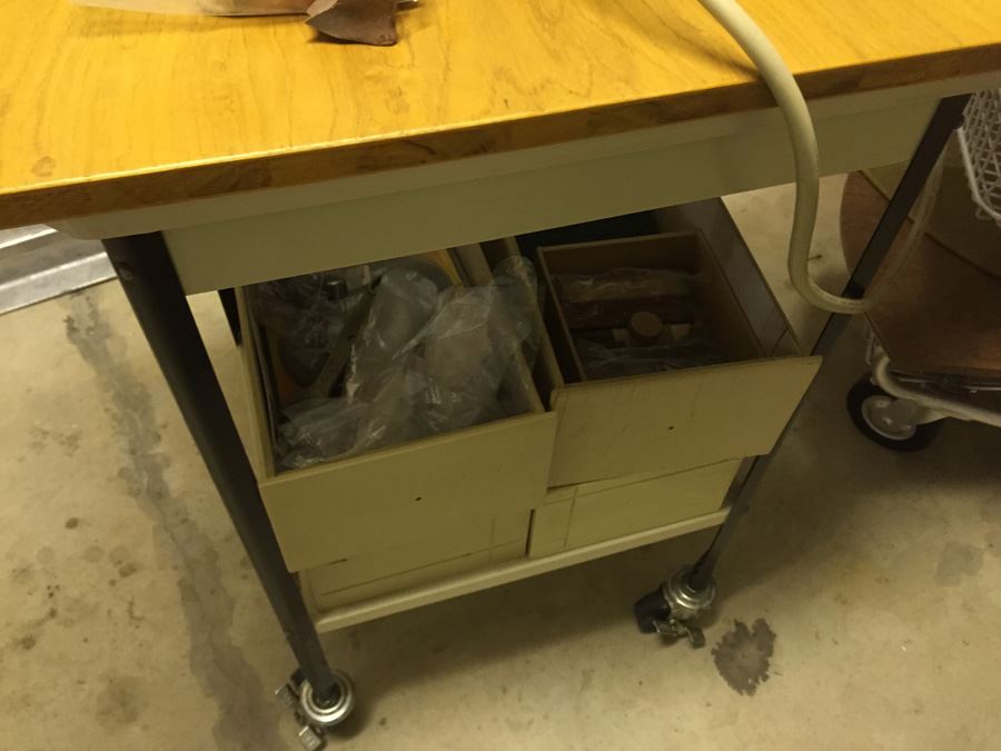 Rolling Cart With Companion 1/3 HP Heavy Duty Buffer And Tons Of Buffing Equipment Wheels [Photo 8]