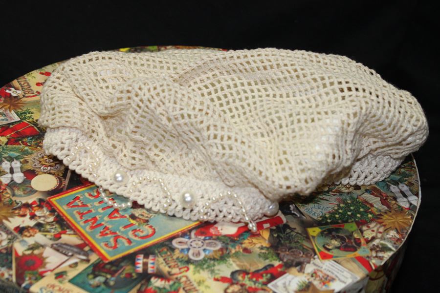 Vintage White Hat [Photo 1]