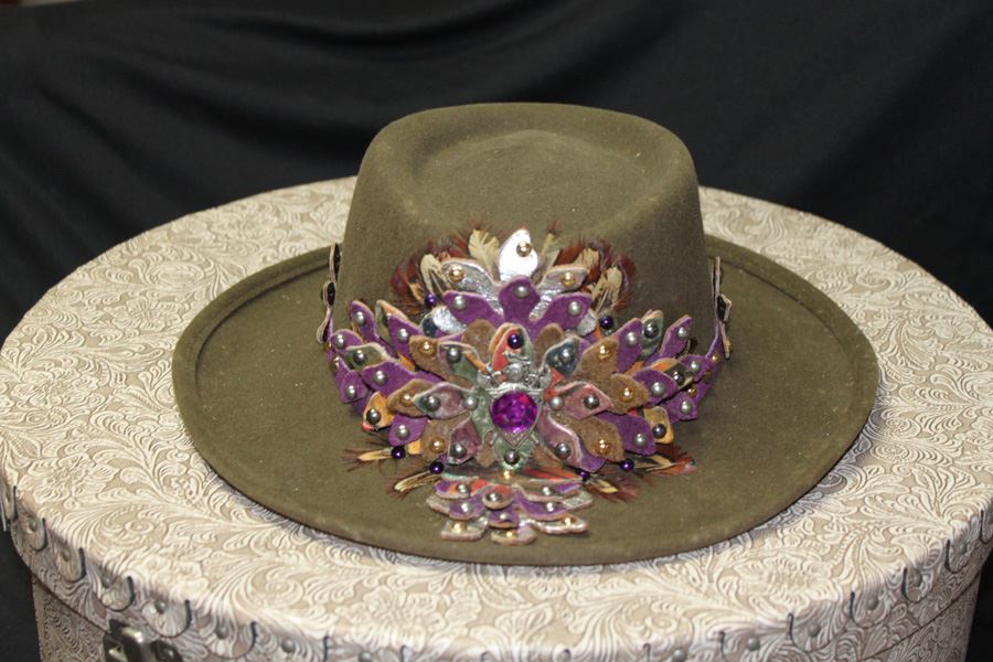 Hat With Box [Photo 3]