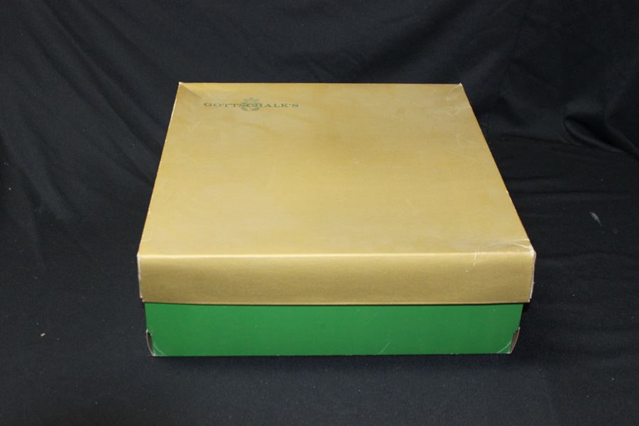 Vintage Wool Hat With Feathers And Box [Photo 4]