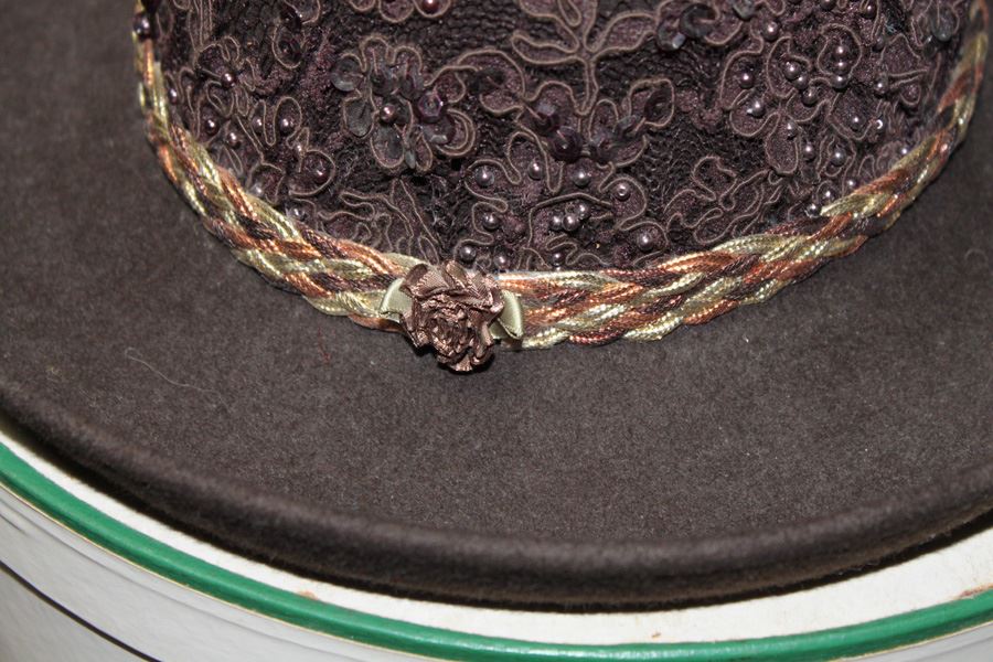 Black Hat With Box [Photo 6]