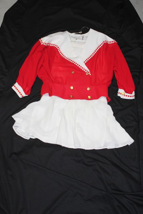 Vintage Andre Gaye Red And White Outfit Size 9/10 [Photo 5]