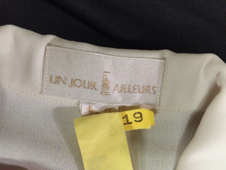 Un Jour Ailleurs White Outfit [Photo 3]