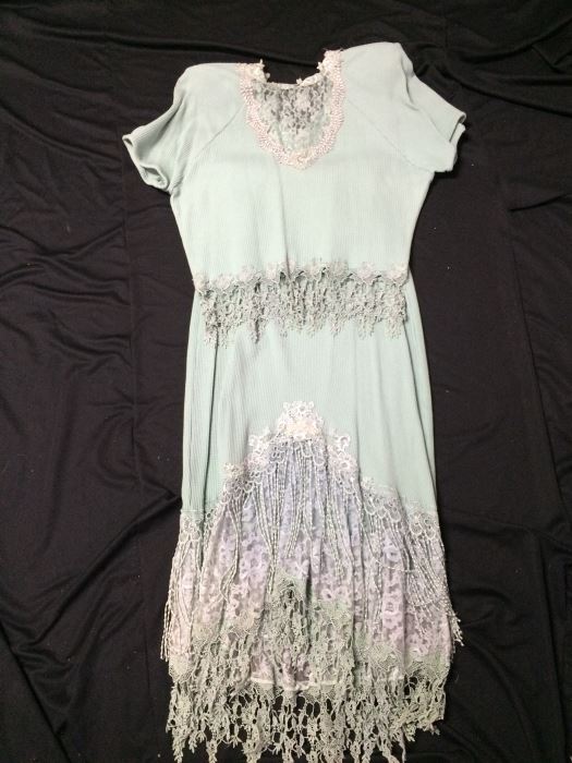 Beautiful Vintage Lace Dress