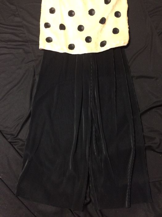 Augustus Impressions Sequin Polka Dot Outfit [Photo 4]