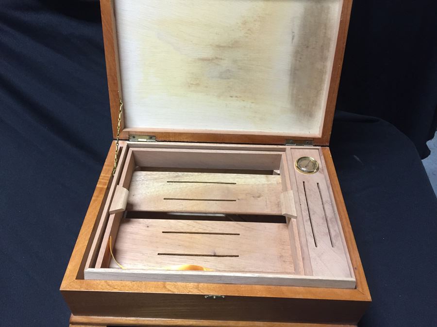 Vintage Cuban COHIBA Humidor Cedar Wood Cigar Box [Photo 3]
