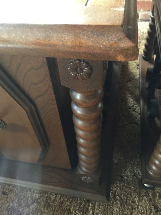 3-Piece Furniture Set - Includes Coffee Table And (2) End Tables On Casters [Photo 7]