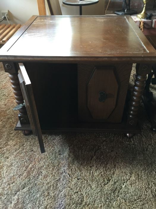 3-Piece Furniture Set - Includes Coffee Table And (2) End Tables On Casters [Photo 3]