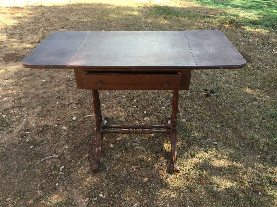 Vintage Drop-Leaf Table With Drawer BUTLER Style 5129 [Photo 2]
