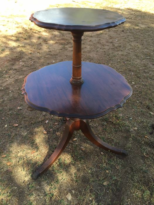 2-Tier Dumbwaiter Table By Imperial [Photo 7]