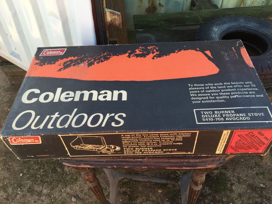 Coleman Outdoors Two Burner Deluxe Propane Stove Avocado New In Box