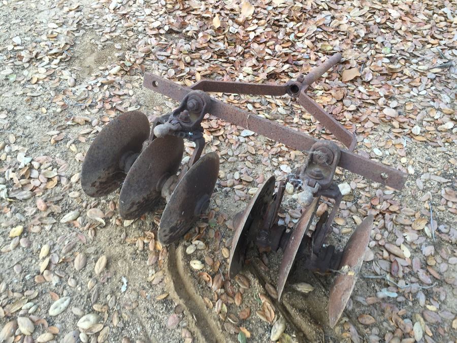 Vintage Tractor Attachment Plow [Photo 1]