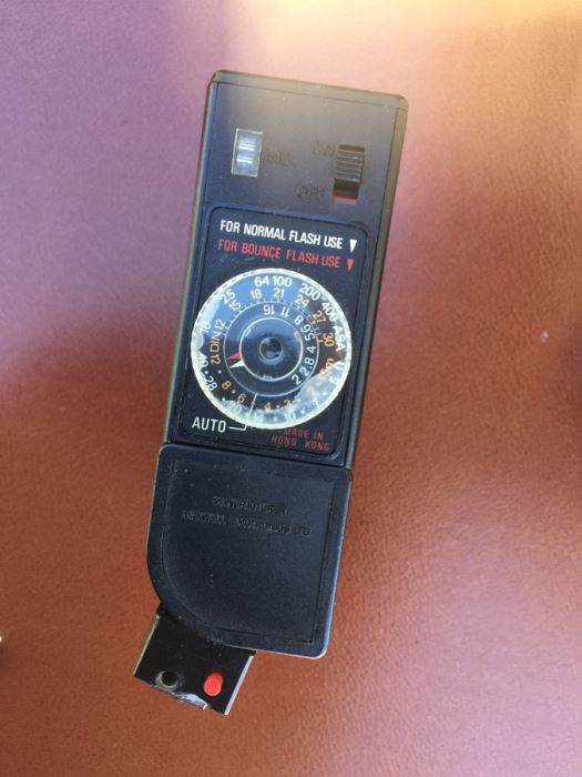 Camera Lot Includes Minolta Camera With Multiple Lenses And Camera Bag [Photo 22]