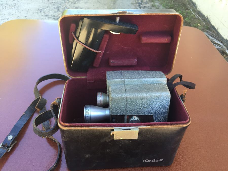 Vintage 1950's Wollensak Model 43 8mm Film Home Movie Camera With Case [Photo 5]