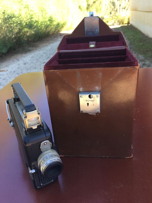 Vintage Kodak Camera Cine-Kodak Magazine 8 Camera With Case And Extra Lens [Photo 11]