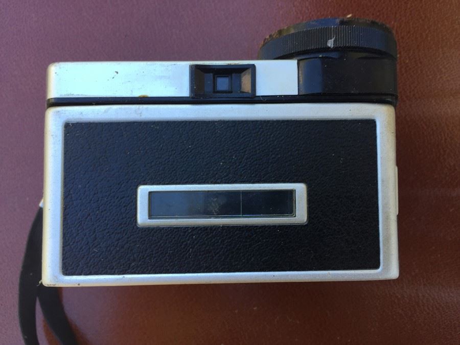 Vintage Kodak Instamatic 154 [Photo 3]