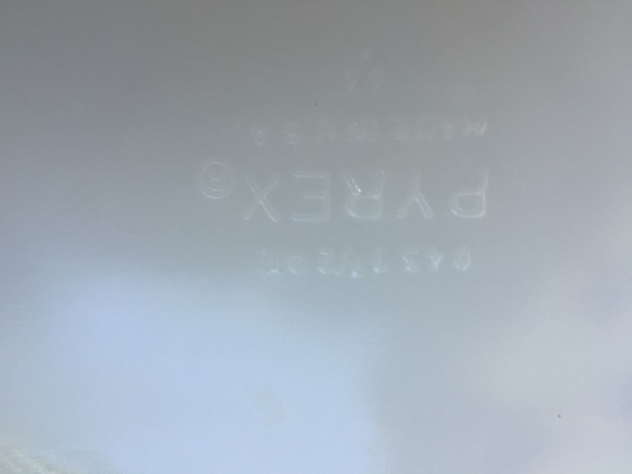 Vintage Snowflake PYREX Lot [Photo 6]