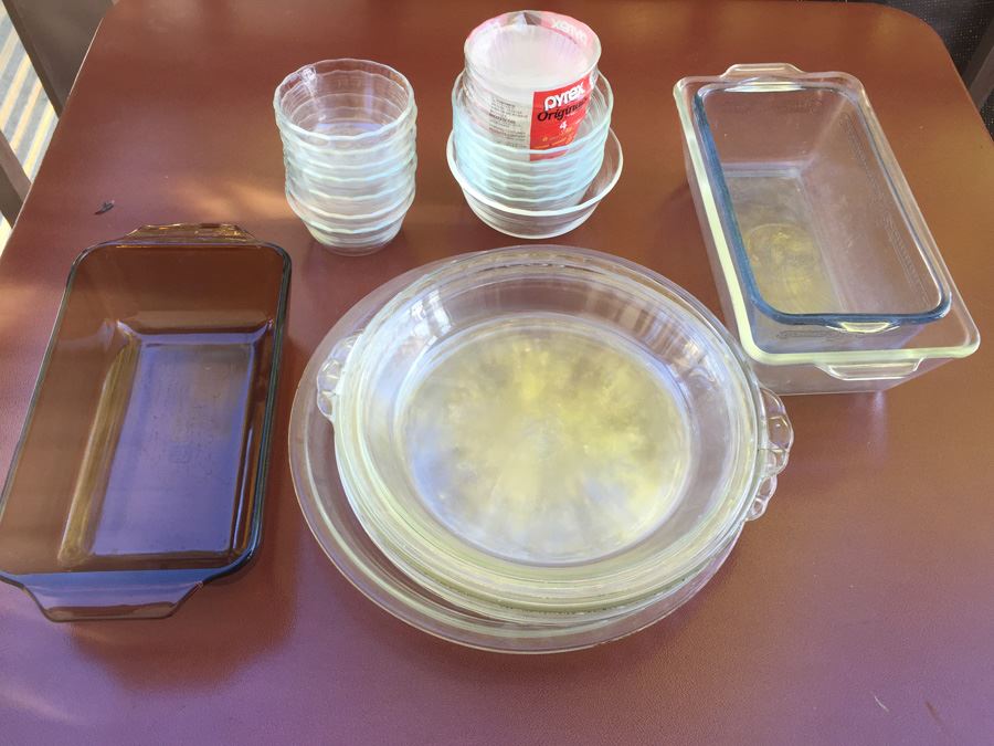 PYREX Lot [Photo 3]