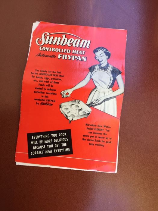 Vintage Sunbeam Frypan With Box [Photo 6]