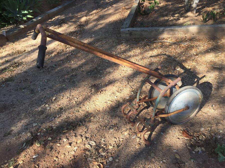 Vintage Hand Push Cultivator [Photo 5]