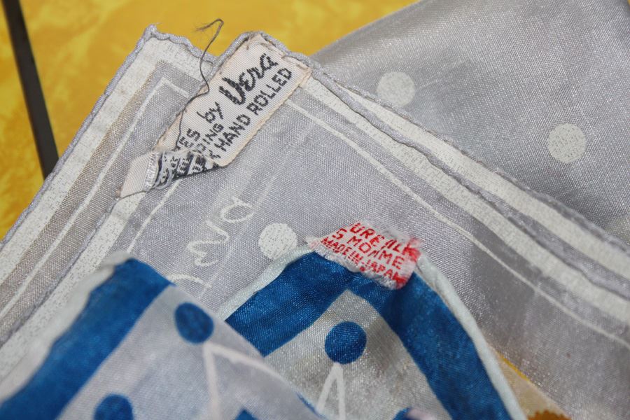 Huge Designer Scarf Lot Silk [Photo 11]