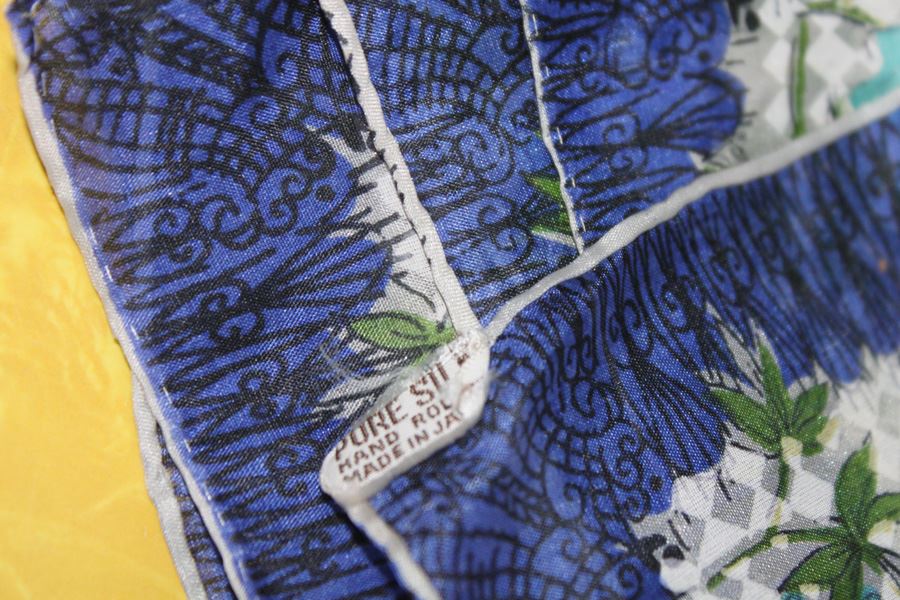 Huge Designer Scarf Lot Silk [Photo 12]