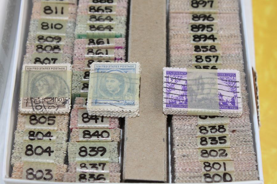 Stamp Lot 800 Cancelled Stamps - Same Stamps Bundled Together [Photo 2]