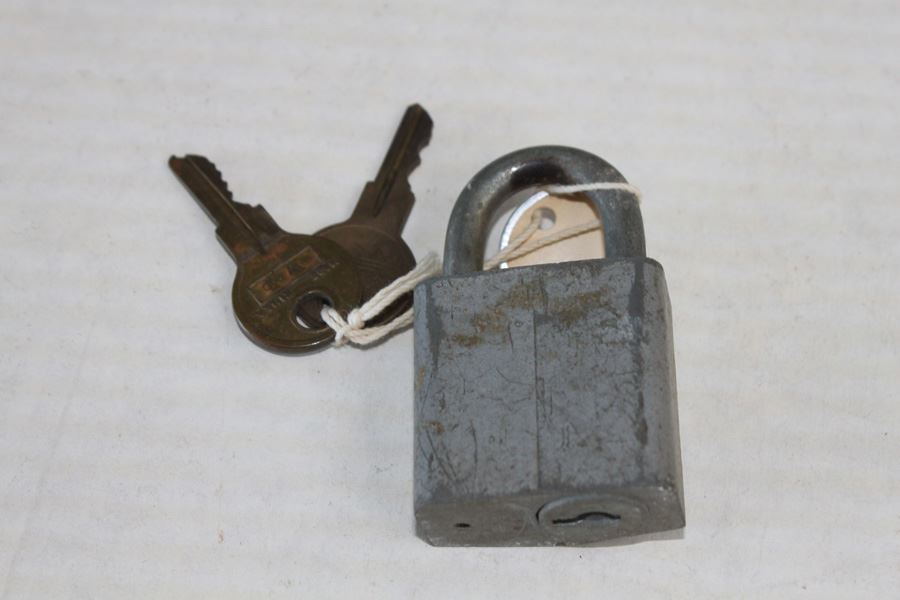 Vintage Lock Lot [Photo 5]