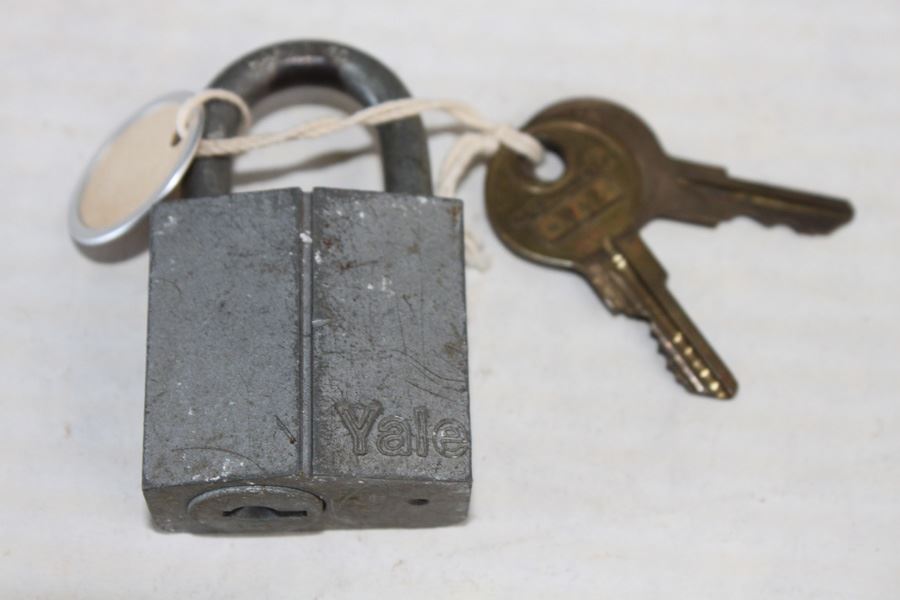 Vintage Lock Lot [Photo 1]