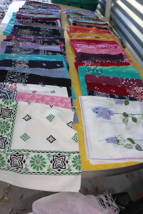 Handkerchief Lot [Photo 2]