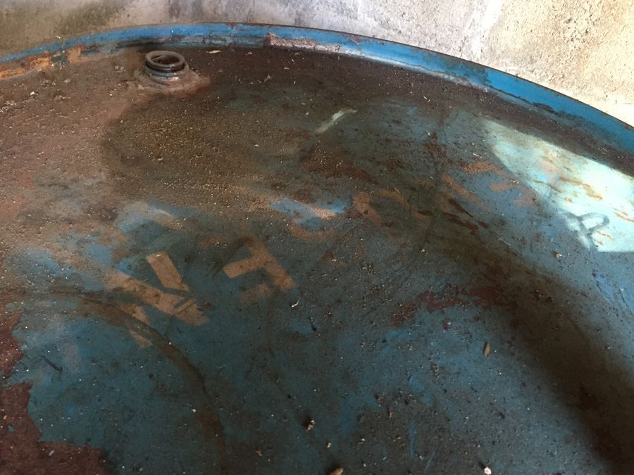 Large Kerosene Drum [Photo 5]
