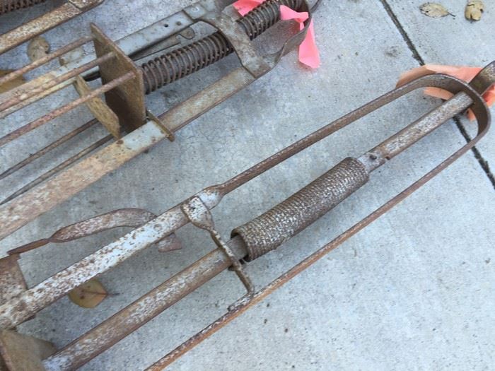 (3) Metal Traps [Photo 6]