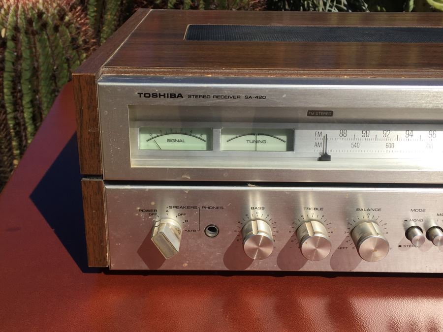 TOSHIBA Stereo Receiver SA-420 Working [Photo 2]