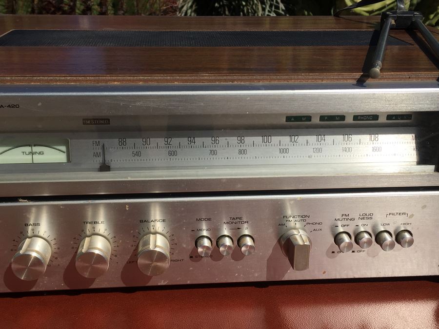 TOSHIBA Stereo Receiver SA-420 Working [Photo 3]