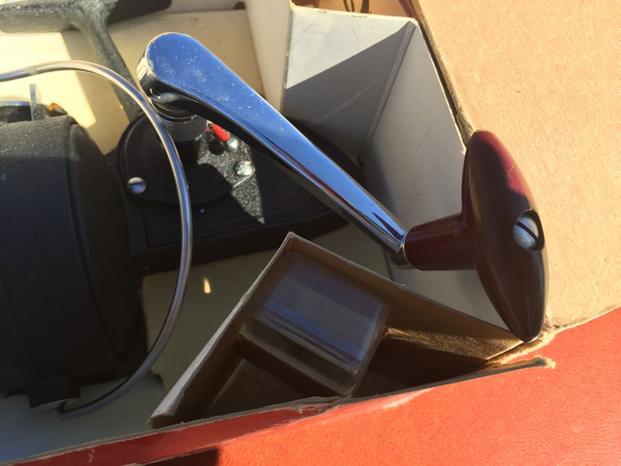 (3) Fishing Reels [Photo 8]