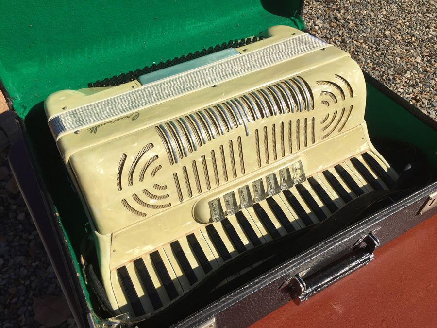 Crucianelli Accordion Italy With Case