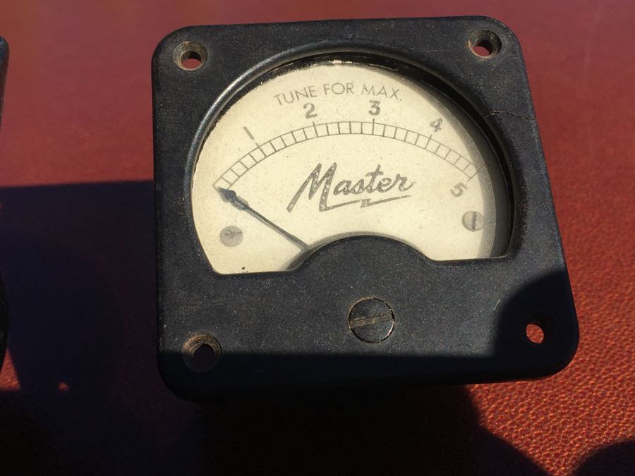 (4) Vintage Gauge Lot [Photo 11]