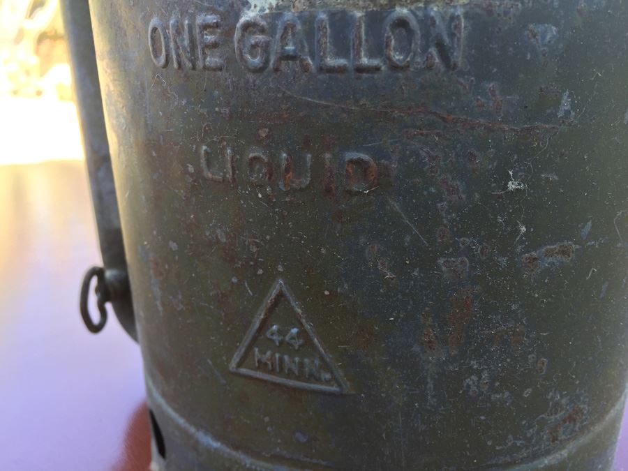 Vintage SWINGSPOUT Metal Oil Can [Photo 5]