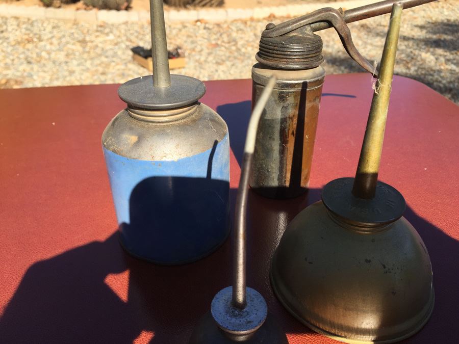 Vintage Oil Cans [Photo 8]